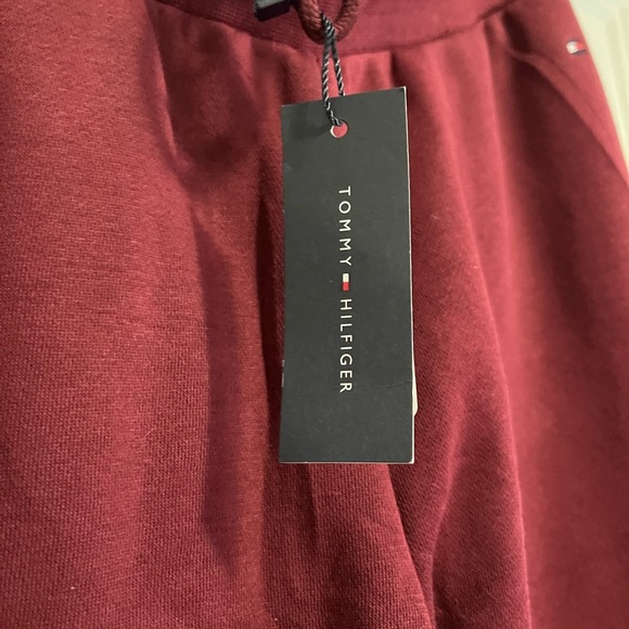 Tommy Hilfiger Drawstring Cord Solid Joggers (S) - Picture 4 of 14